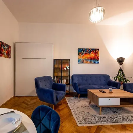 Mojmirova Center * Košice