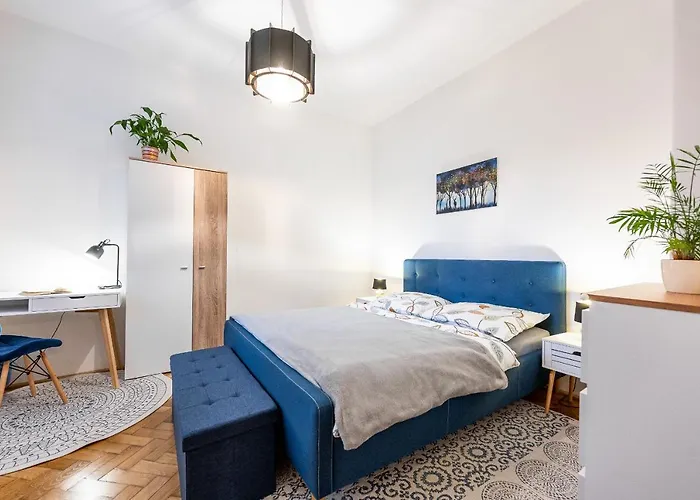 Mojmirova Center * コシツェ