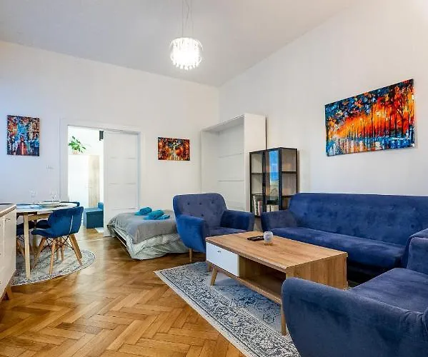 Mojmirova Center Apartmán